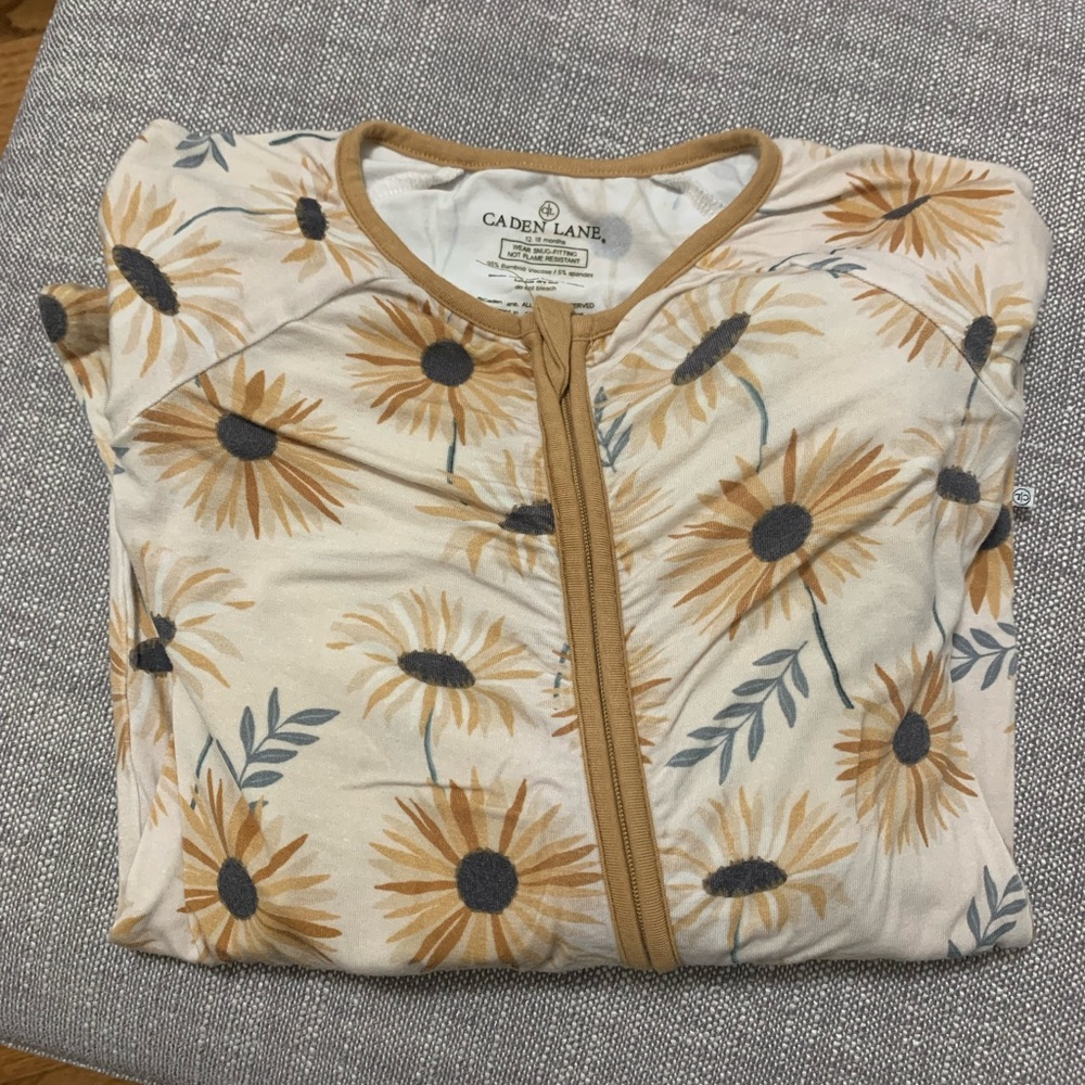 Caden Lane Sunday’s Daisy Convertible Zip Romper